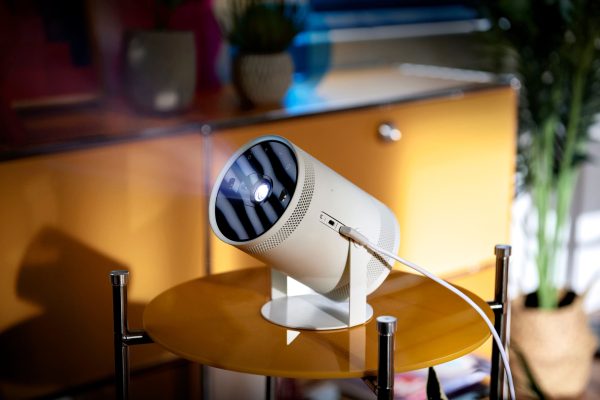 Samsung Freestyle Portable Smart Projector FHD HDR Streaming-5